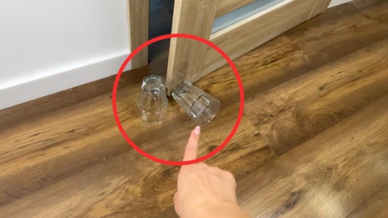 Un vecchio trucco per proteggere la tua stanza d’hotel… scopri come!