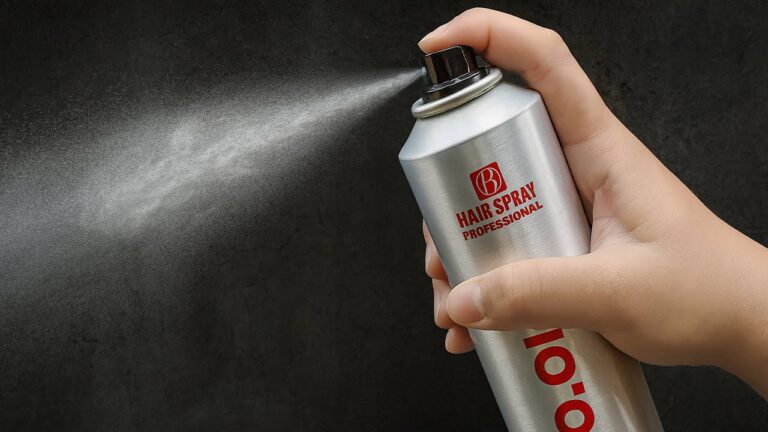 15 trucchi spray per capelli che cambieranno il tuo look subito!