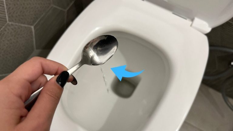 Addio cattivi odori in bagno: il trucco che risolve tutto!