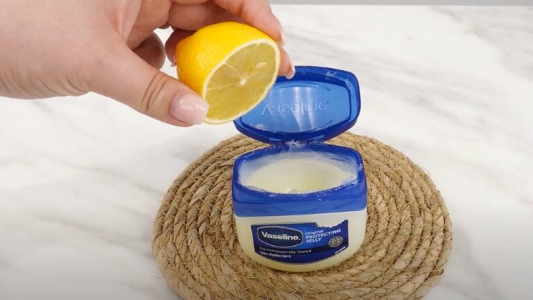 5 sorprendenti benefici di mescolare Vaselina e limone! Scopri di più!