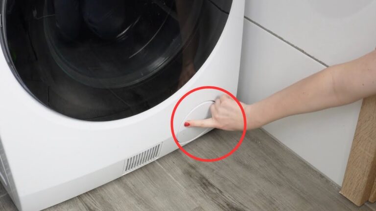 3 semplici passi per far tornare la tua lavatrice come nuova usando una bottiglia!