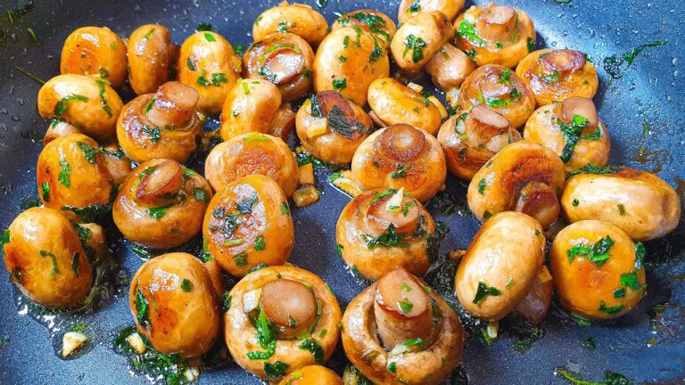 Scopri 5 ricette deliziose di funghi all’aglio per stupire a tavola!