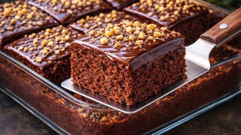 Questo brownie senza zucchero mi ha aiutato a PERDERE 10 kg. Lo mangio ogni giorno!